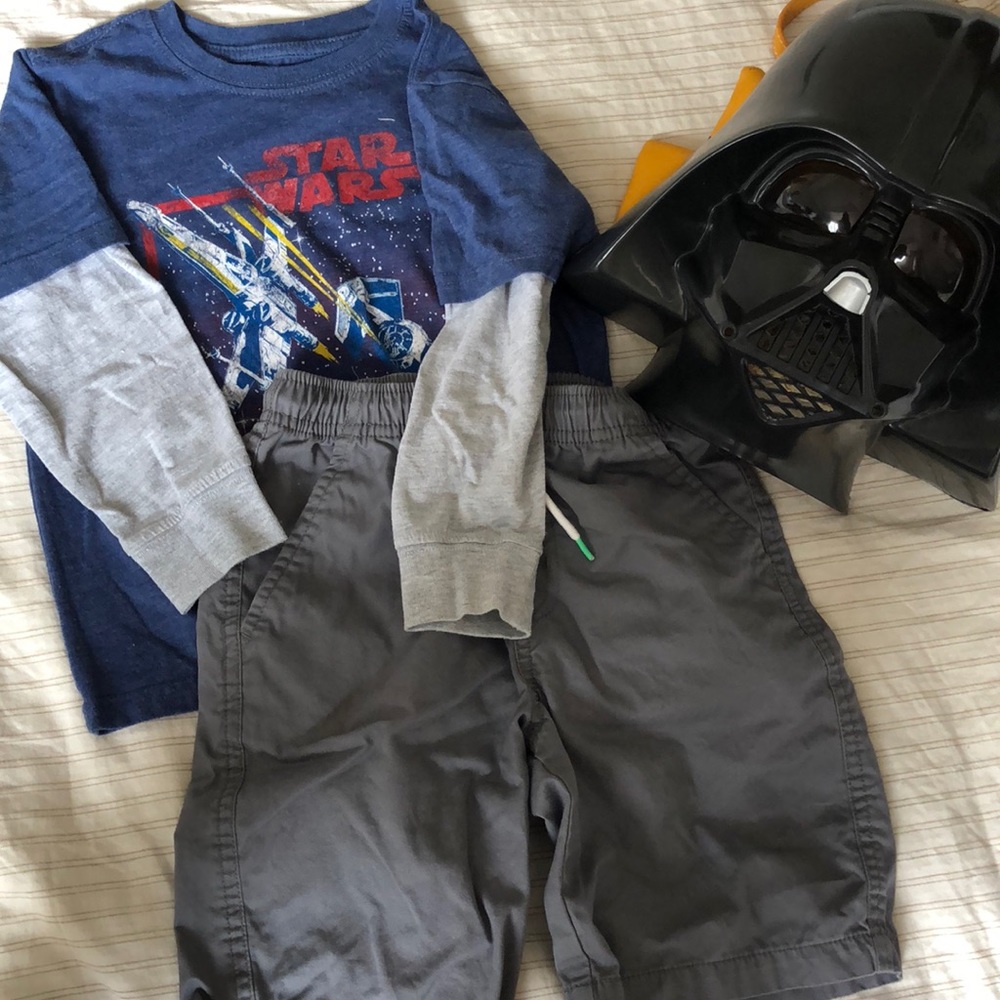 XS Star Wars T-shirt layered long sleeve